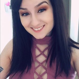 Meet your Posher, Mickenzie